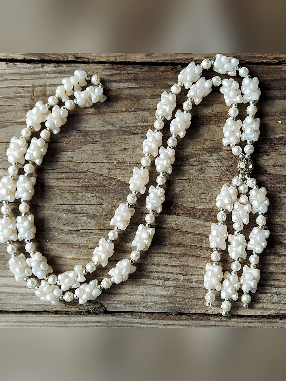 White Cluster Faux Pearl Beaded Necklace
